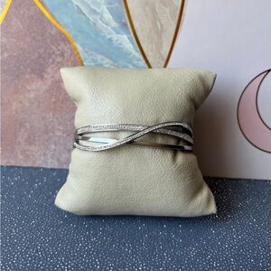 Elegant Infinity Bracelet